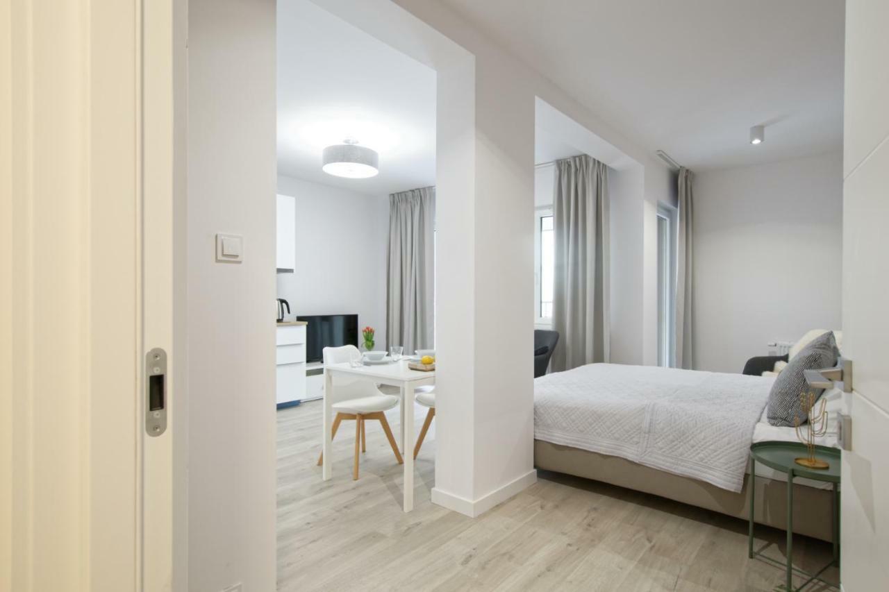 Apple Green Apartments Poznan Exterior photo